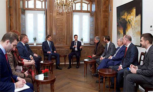 Bashar al Assad en un encuentro con diputados europeos y rusos